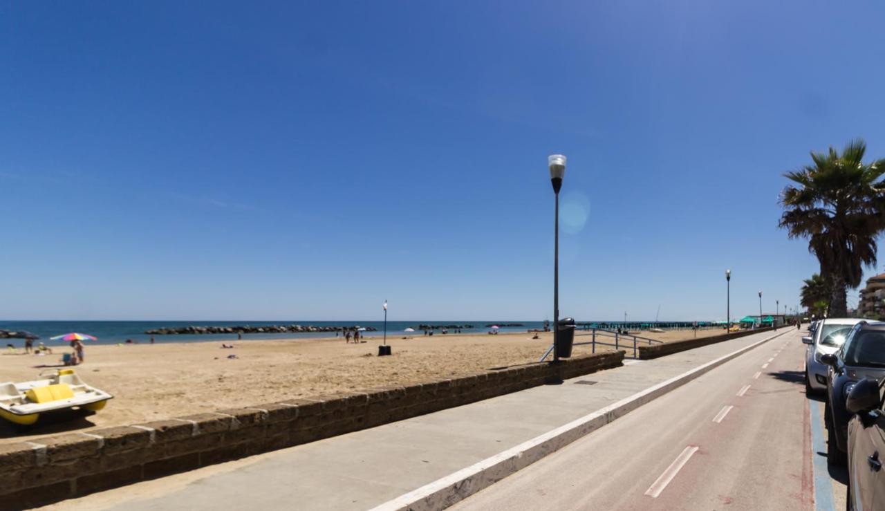 Sovramare Appartement Francavilla Al Mare Buitenkant foto